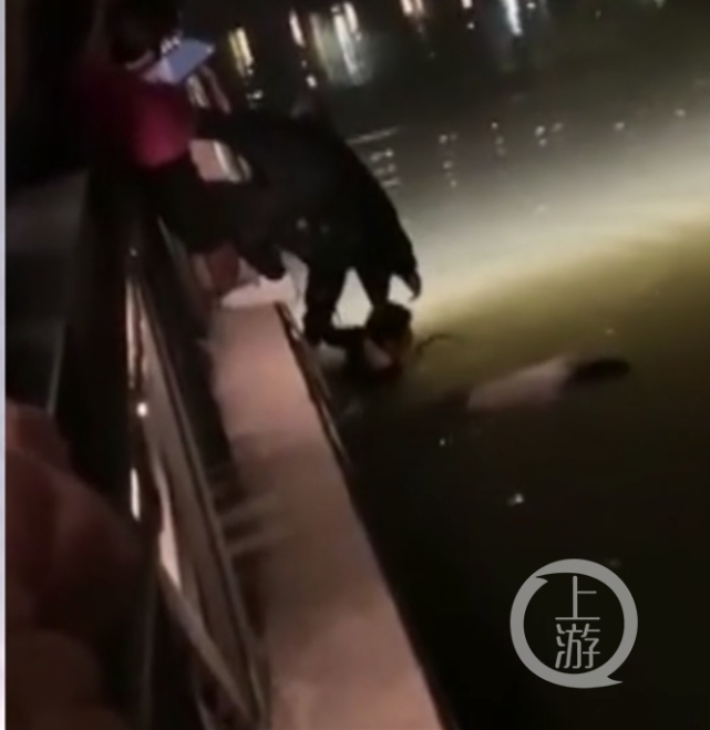 第777页